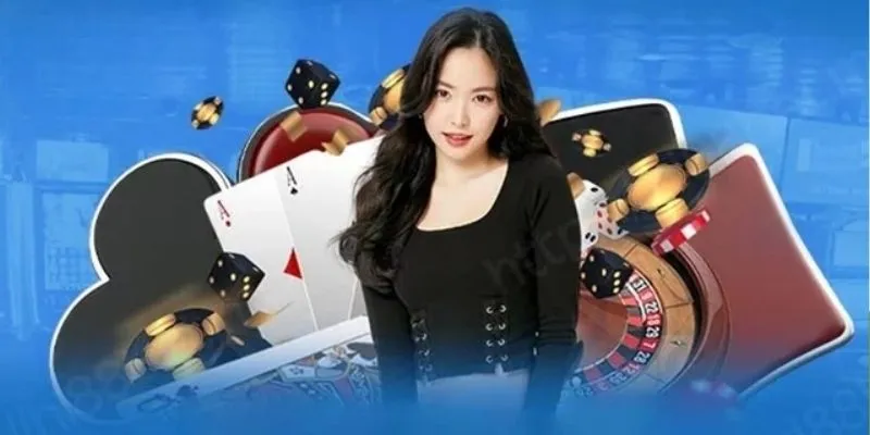 PH888’s customizable online pinochle interface showing various table themes and avatar options.
